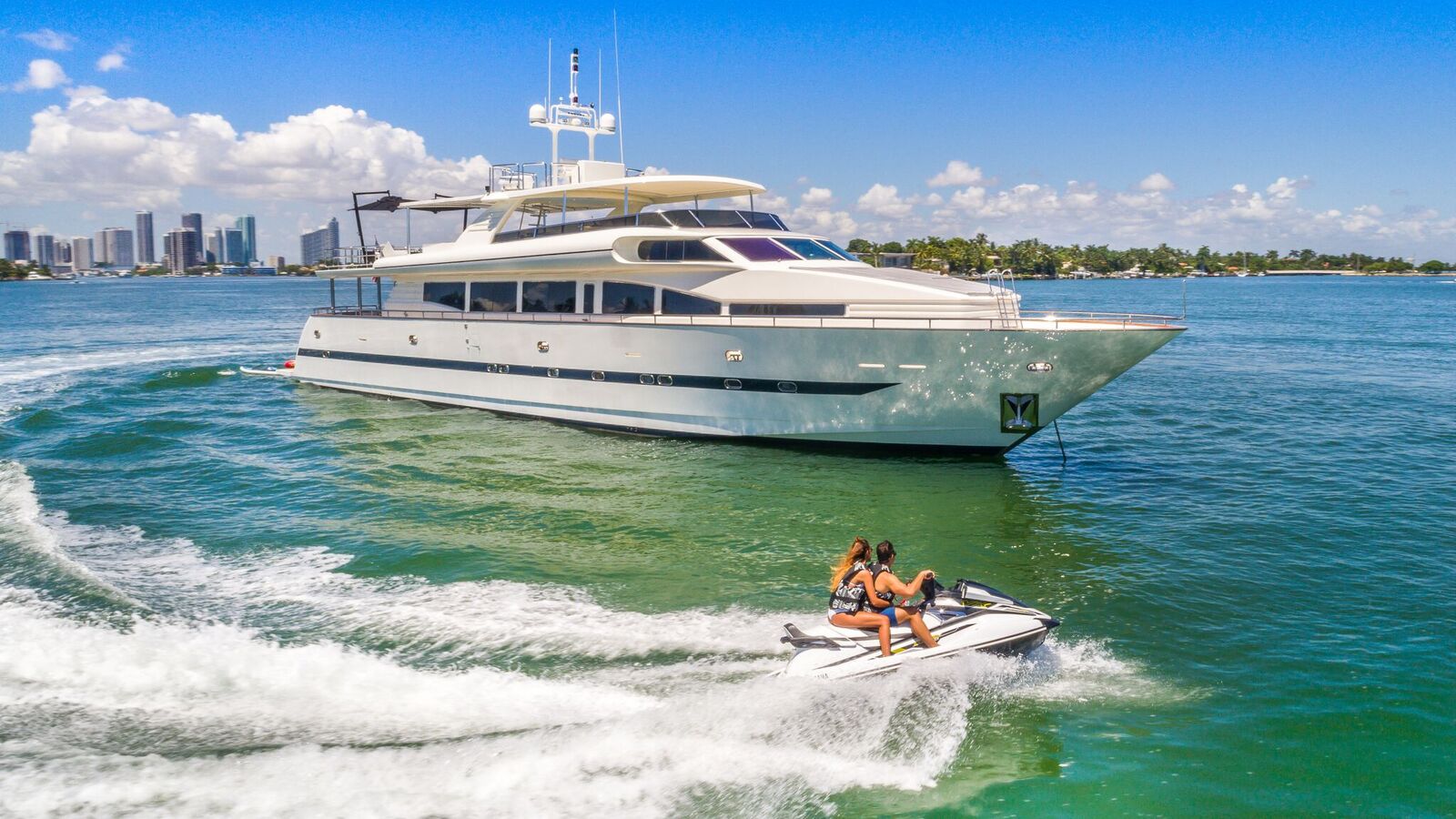 Horizon Super Yacht Rental Miami